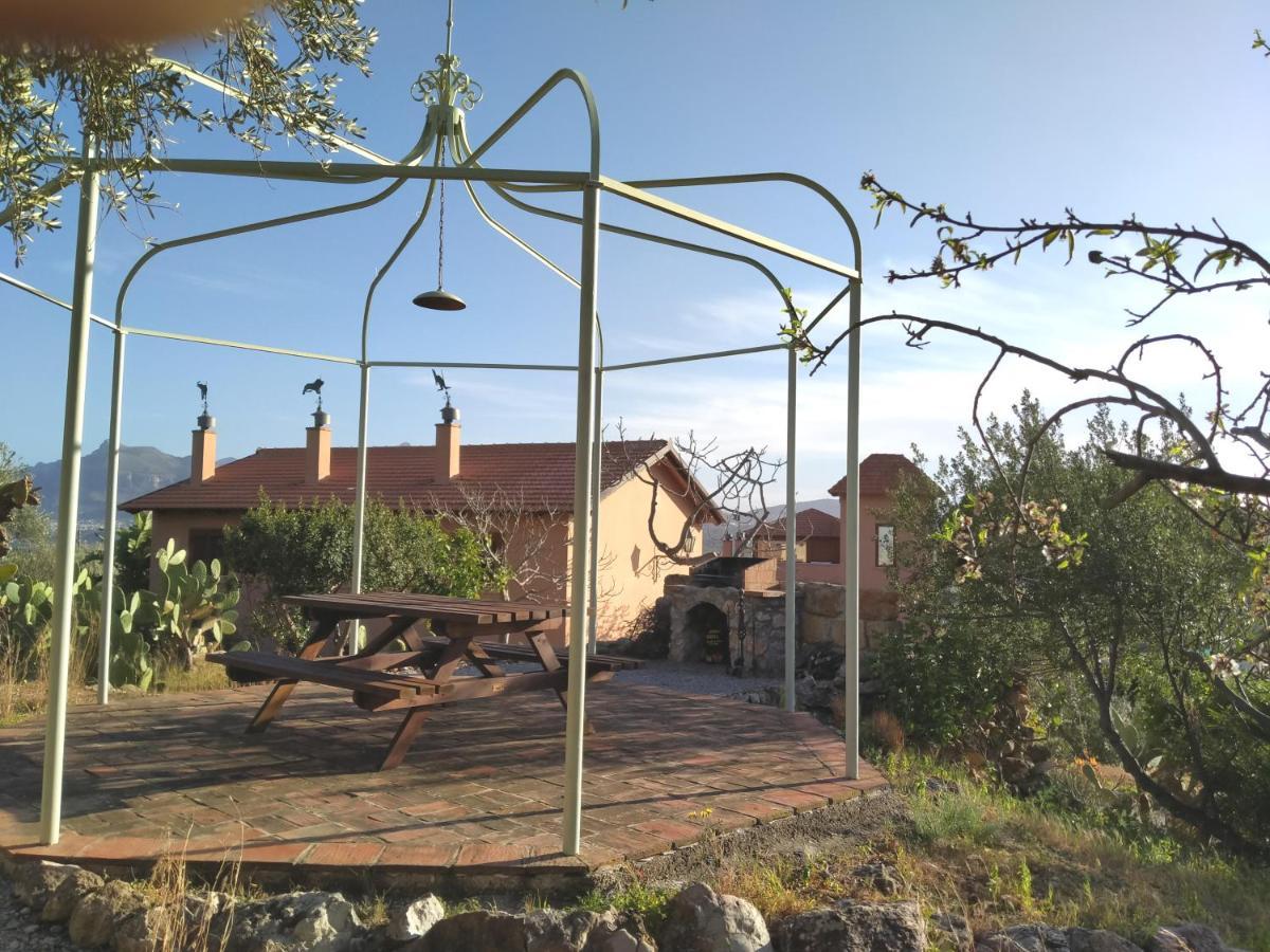 Villa Paladino Solunto Санта-Флавия Экстерьер фото
